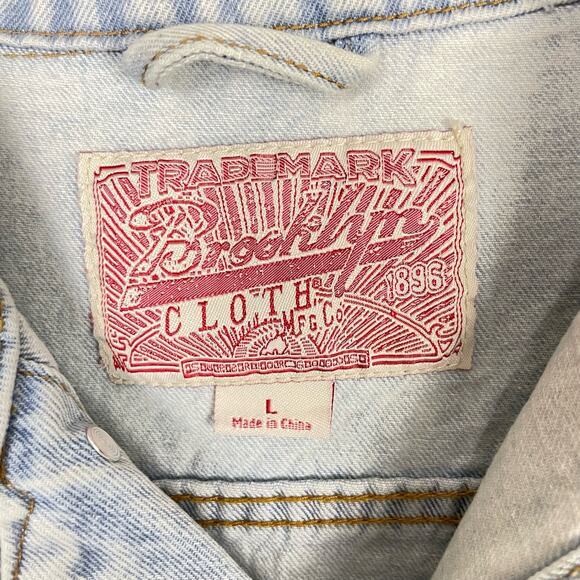 Brooklyn Cloth | Unisex Light Wash Relaxed Fit Retro Inspired Denim Jean Jacket - Picture 7 of 11